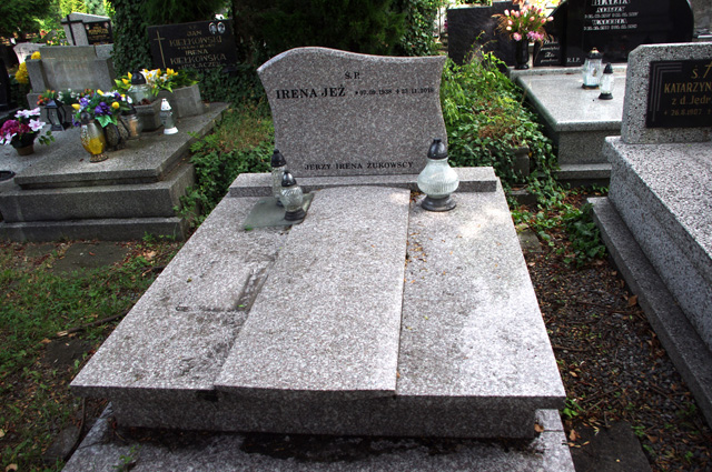 Grób Jerzy Żukowski