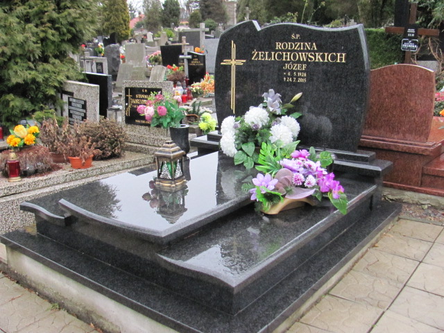 Grób Józef Żelichowski