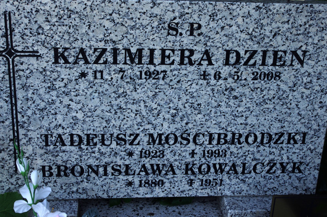 Tadeusz Mościbrodzki 1922 Bielsko-Biała katedra - Grobonet - Wyszukiwarka osób pochowanych