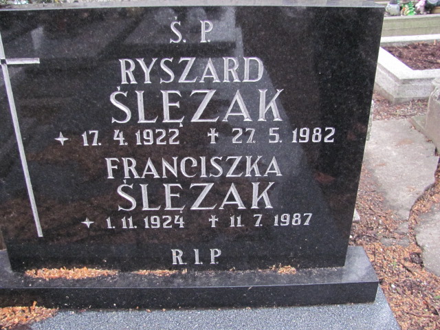 Ryszard Ślęzak 1922 Bielsko-Biała katedra - Grobonet - Wyszukiwarka osób pochowanych