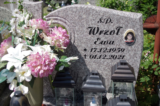 Ewa Wrzoł 1959 Bielsko-Biała katedra - Grobonet - Wyszukiwarka osób pochowanych
