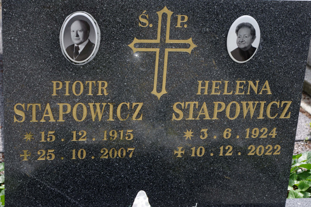 Piotr Stapowicz 1915 Bielsko-Biała katedra - Grobonet - Wyszukiwarka osób pochowanych