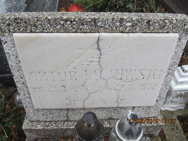 Artur Łojewski 1972 Bielsko-Biała katedra - Grobonet - Wyszukiwarka osób pochowanych