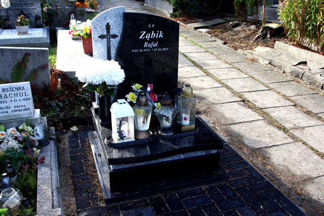 Grób Tomasz Ząbik