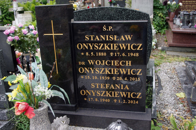 Stanisław Onyszkiewicz 1880 Bielsko-Biała katedra - Grobonet - Wyszukiwarka osób pochowanych